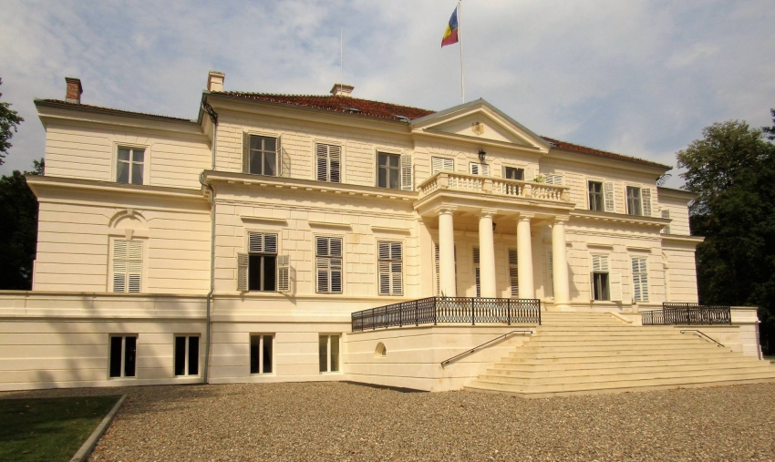 Parcul și Satul Regal deschise de 1 Iunie