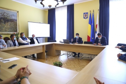 Actori culturali majori își unesc eforturile pentru reconstrucția sectorului cultural